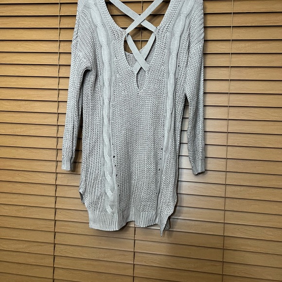 Wishlist Beige Knit V Neck Sweater top Size Small/Medium - Picture 2 of 8